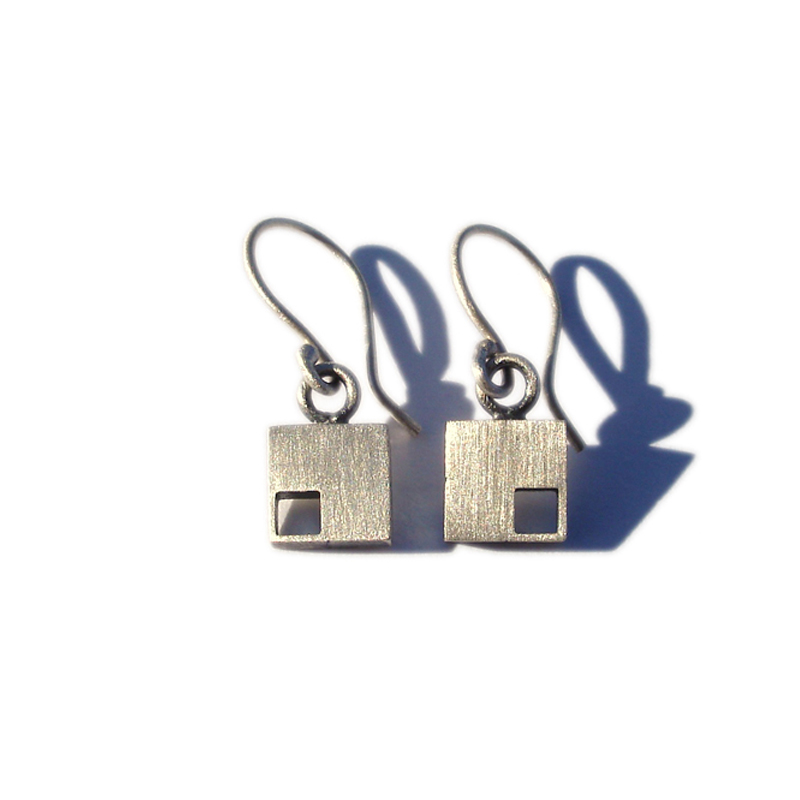 The Odd One Out, earrings, sterling silver, 2006